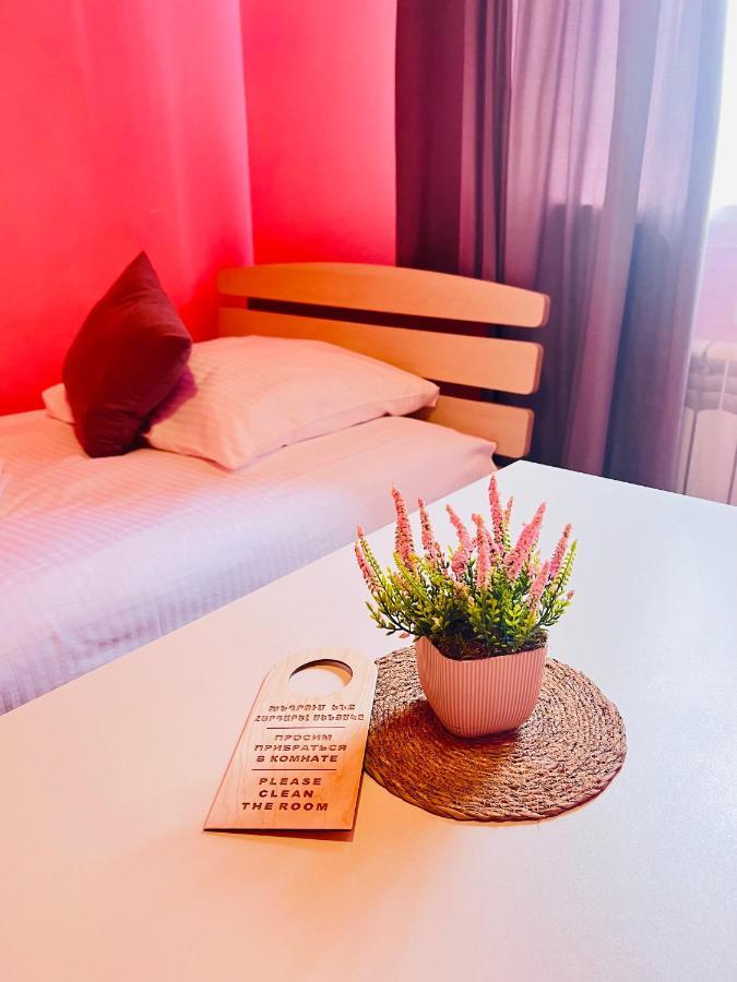 Marnar Hotel Jerevan Eksteriør bilde