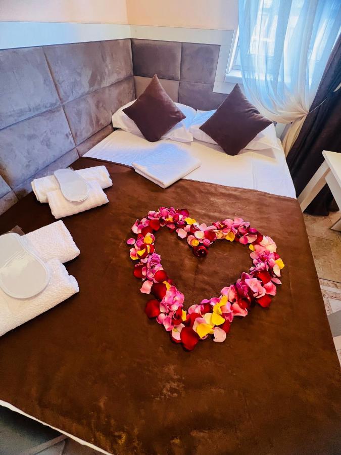 Marnar Hotel Jerevan Eksteriør bilde