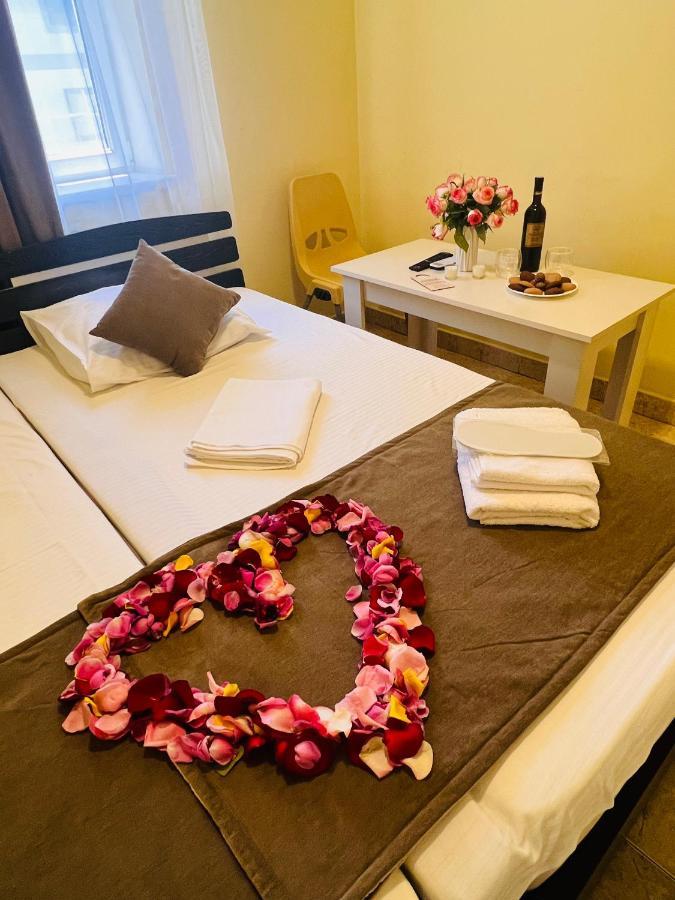 Marnar Hotel Jerevan Eksteriør bilde