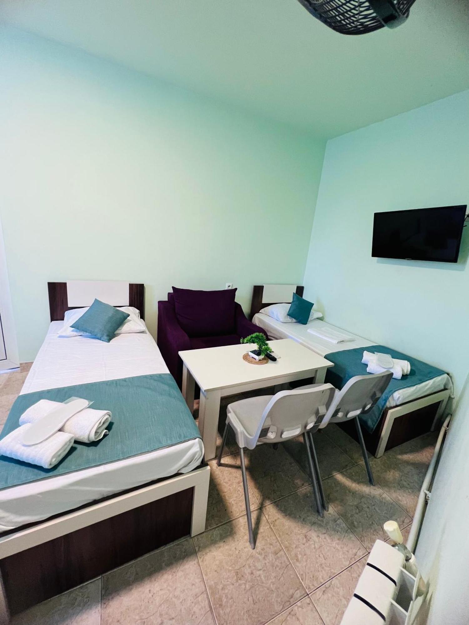 Marnar Hotel Jerevan Eksteriør bilde